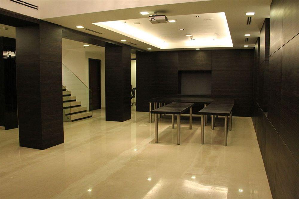 The Nanee Hotel New Delhi